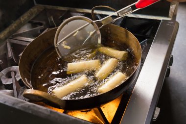 derin kızarmış böreği