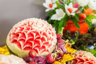 güzel meyve oymalar