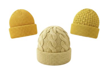 Görüntü, farklı doku ve desenlere sahip üç hardal sarısı takkeyi gösteriyor. Bu taksilerin ikisi daha açık sarı, biri biraz daha koyu renkte. Fasulyeler düz bir Whit 'e karşı üçgen şeklinde dizilmiştir.