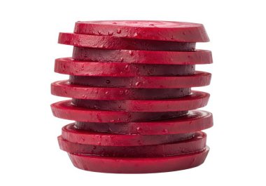 Beyaz bir zemin üzerinde bir yığın dilimlenmiş pancar, muhtemelen bir tarifte ya da bir gıda illüstrasyonunda kullanılmak üzere