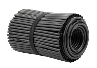 Görüntü, eşit aralıklı transvers kanallı siyah plastik taşıyıcı şerit rulosunu gösteriyor. Bu tip taşıyıcı bant genellikle endüstriyel uygulamalarda, üretim tesislerinde veya otomatikleştirilmiş sistemlerde materyalleri etkili bir şekilde taşımak için kullanılır. Şey...