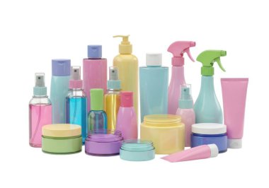 Görüntü, çeşitli ev ve kişisel temizlik ürünlerinin renkli çeşitlerini gösteriyor. Bunlar arasında sprey şişeleri, pompa şişeleri, kavanozlar, farklı şekil ve boyutlarda kaplar, hepsi de pembe, mor, yeşil, mavi gibi parlak renklerde,