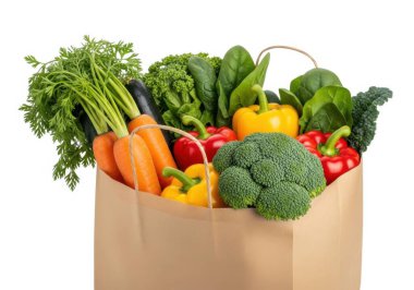 Görüntü brokoli, havuç, dolma biber, domates, kereviz ve yapraklı yeşillikler de dahil olmak üzere çeşitli taze sebzelerle dolu kahverengi bir kese kağıdını gösteriyor. Sebzeler renkli ve taze görünüyor. Bu da tüketime hazır olduklarını gösteriyor.