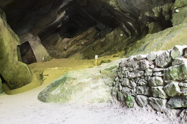 Grotte del caglieron treviso — стокове фото