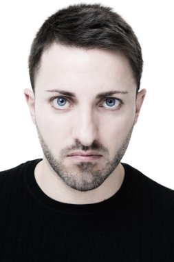 tehlikeli bir adam birinci katında