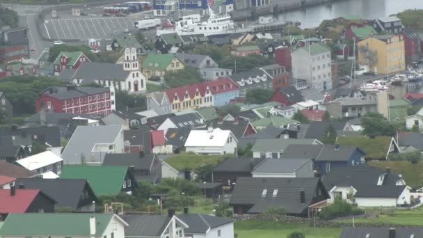 Vista sobre Thorshaven en el Faroe — Vídeos de Stock