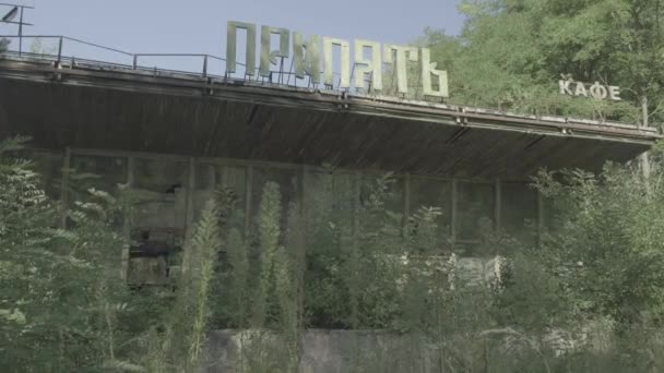 Klip Statis Depan Kafe Pripyat Yang Terbengkalai Chernobyl Ungraded Log — Stok Video
