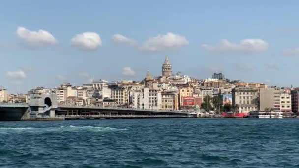 Panela Lenta Através Ponte Galata Para Ferry Bosporus Istambul Turquia — Vídeo de Stock