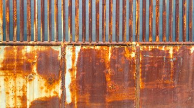 Paslı demir ve çinko çitler