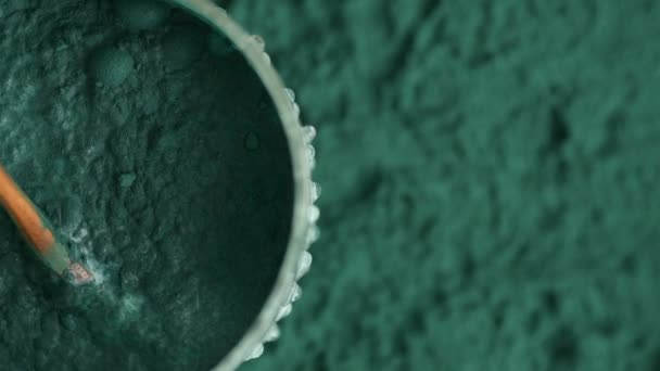 Vidro Leite Com Espirulina Vista Partir Topo Vegan Superfood Conceito — Vídeo de Stock