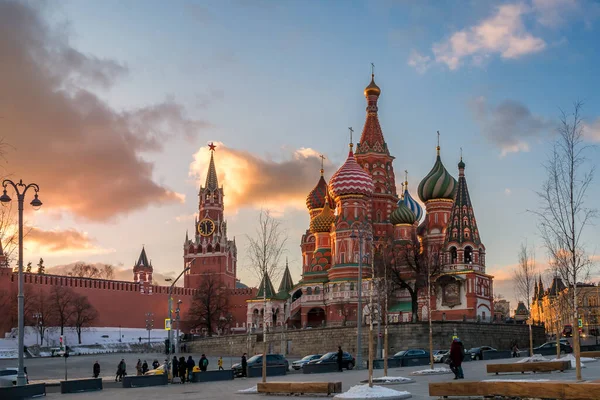 Vista Catedral San Basilio Torre Spasskaya Plaza Roja Moscú — Foto de Stock