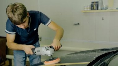 Orta shot alt Lehçe Siyah araba özel araçları ile