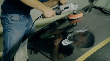 Orta shot alt Lehçe Siyah araba özel araçları ile