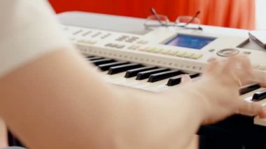 Piyano atış adamım kapatın