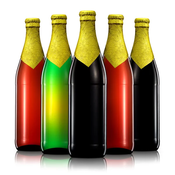 Set de botellas de cerveza aisladas sobre fondo blanco — Foto de Stock