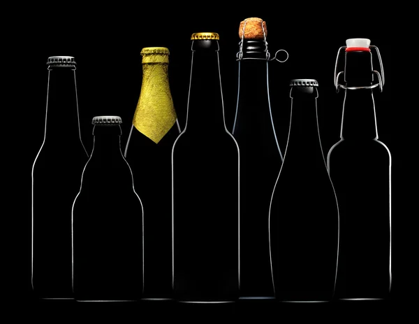 Uppsättning av ölflaskor isolerad på svart bakgrund — Stockfoto