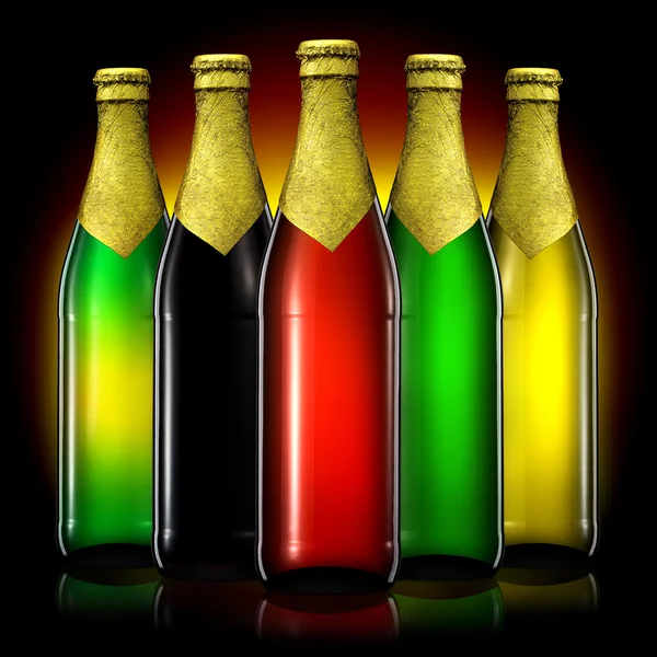 Uppsättning av ölflaskor isolerad på svart bakgrund — Stockfoto