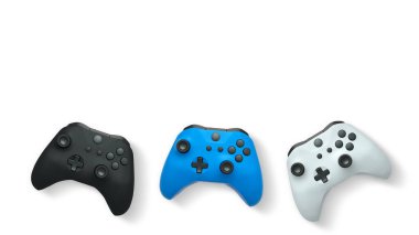 Havada uçan kablosuz oyun kontrolörleri kırpma yolu ile beyaz arka planda izole edilmiş, oyun teknolojisi konseptini sembolize ediyor.