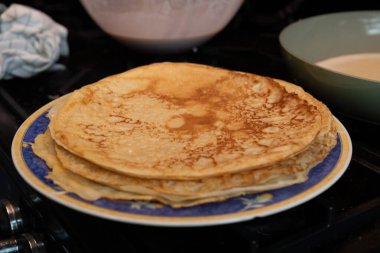 Klasik fırında krep.