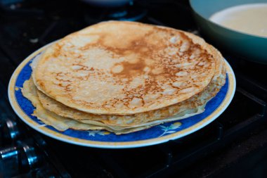 Klasik fırında krep.