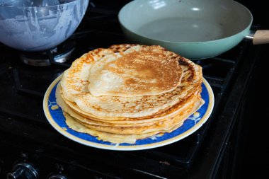 Klasik fırında krep.