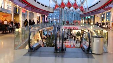 02-16-2026 Liege Belçika mediasit alışveriş merkezi