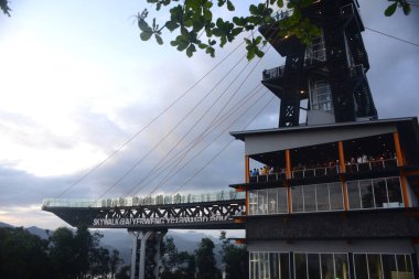 YALA, THAILAND-30 EKİM 2020: Betong 'da AYERWENG' deki Betong Yürüyüşü 'nde Yeni Yer)