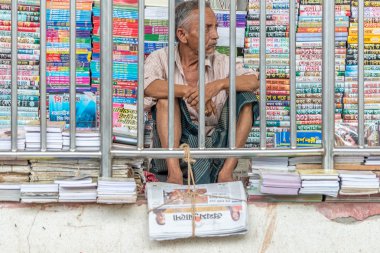 Kamalapur tren istasyonu insanlarda gecekondu 
