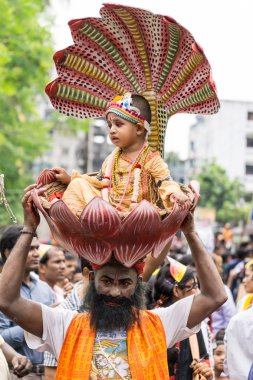 Lord Krishna stok fotoğraf giyinmiş çocuk