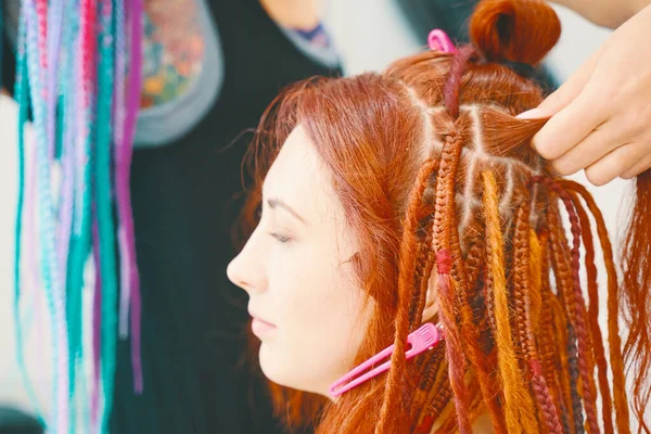 Barber braids dreadlocks. — Stock Photo, Image