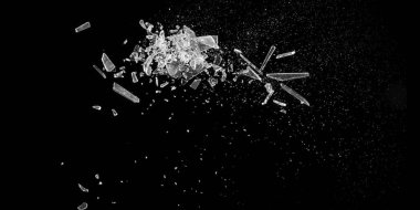 Kırık cam pencere. Kırık cam dokusu. Münferit gerçekçi çatlak cam etkisi. Tasarım şablonu. Siyah ve beyaz 3D illüstrasyon 