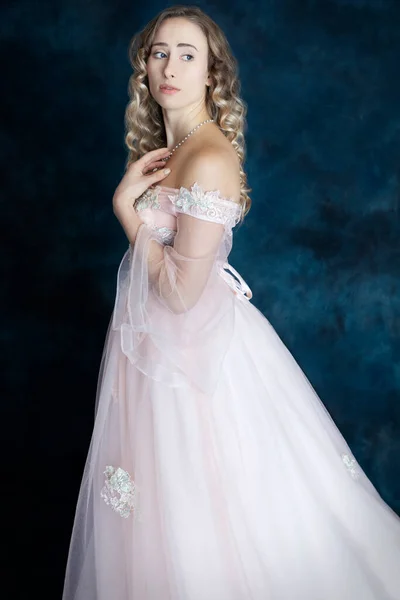 Beautiful Blonde Woman Pink Princess Style Gown Long Train — Stock Photo, Image