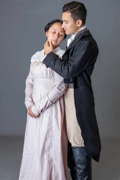 Regency Couple Romantic Embrace Studio Backdrop — Stock Photo, Image