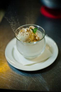 dumanı tüten dondurma