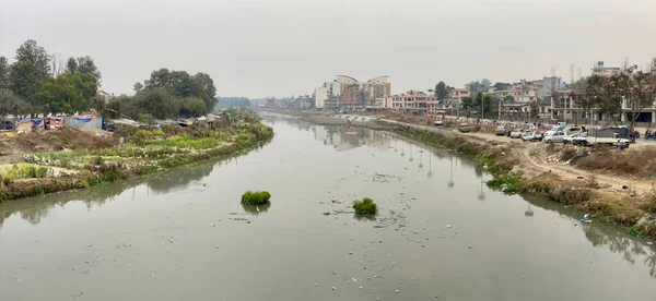 Fiume Inquinato Nella Città Kathmandu Nepal Chiamato Fiume Bagmati — Foto Stock