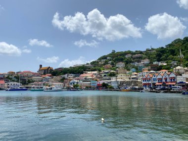 Aziz Georges, Grenada - 17 Haziran 2021: St Georges, Grenada körfezindeki tekneler.