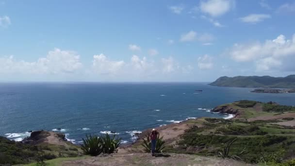 Aerial View Cliff Ocean Tropical Island — Αρχείο Βίντεο