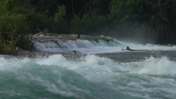 Perigo Dos Rápidos Corredeiras Fluindo Rio Niagara Acima Das Quedas — Vídeo de Stock