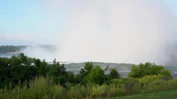 Heavy Mist Rising Water Falling Ove Horseshoe Falls Niagara River — Stock Video