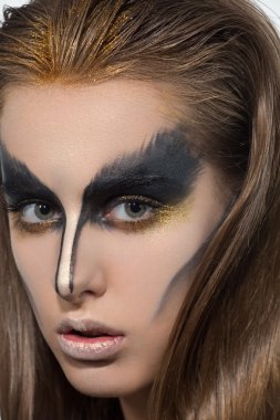 siyah yaratıcı kız makyaj