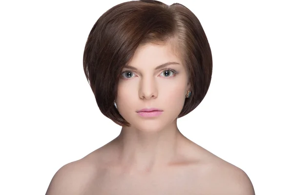Идеальная красивая молодая женщина с современными короткими волосами - изолированы — стоковое фото
