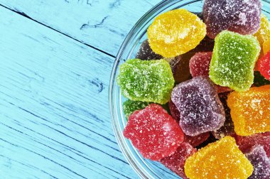 bir tabakta marmelat