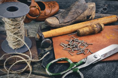 ayakkabıcı'nın araçları