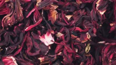 Yapraklarda amberçiçeği çayı rotasyonu. Yukarıdan görüntüle.