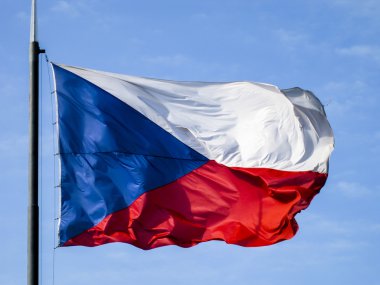 Çek rüzgarda bayrak