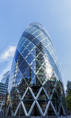 Londra - Kasım 2015:30 St Mary balta, Kornişon ofis binası