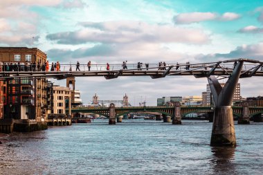 Millennium Köprüsü, Londra, İngiltere