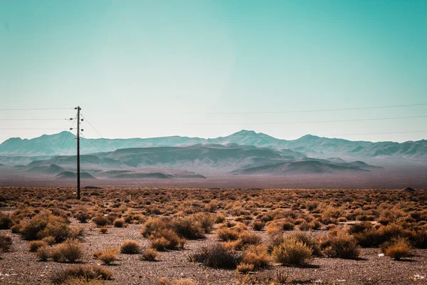 Deserto de Mojave perto da Rota 66 na Califórnia — Fotografia de Stock