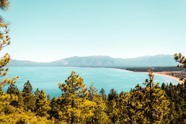 Baía de Esmeralda e Lago Tahoe — Fotografia de Stock