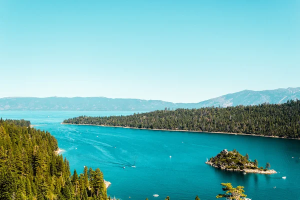 Emerald Bay and Lake Tahoe — Stock Photo, Image